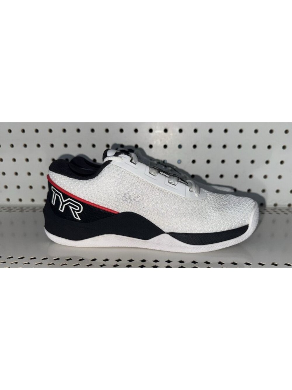 TYR CXT-2 Trainer Womens Athletic Cross Training Shoes Size 6.5 White Red Black